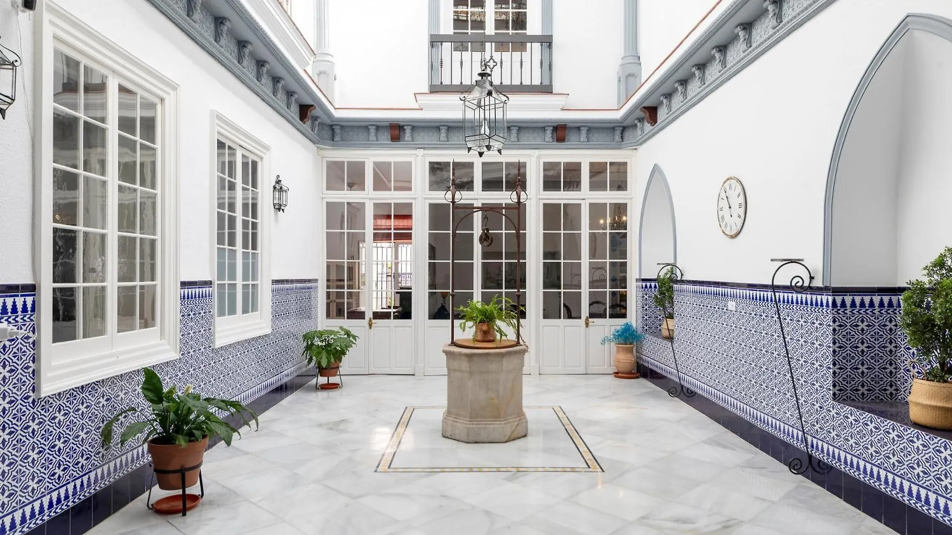 Palacio Don Carlos Jerez de la Frontera 0*,  Spain